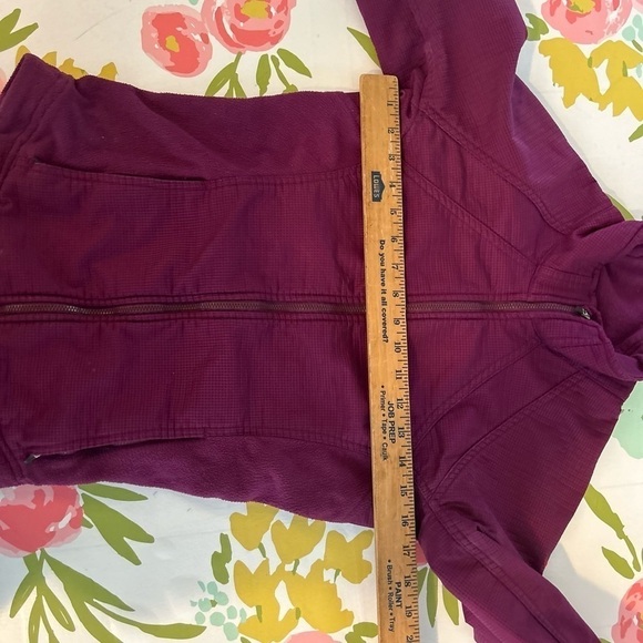 Nike Fit Thermal Full zip Athletic Jacket with finger holes - Picture 6 of 10